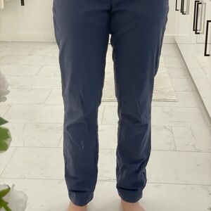 Pilcro Women's Blue Straight Leg Pants Size 28